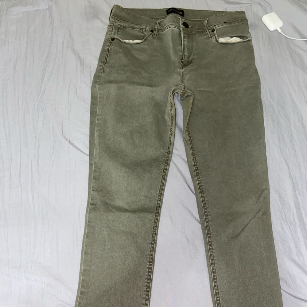 jeans